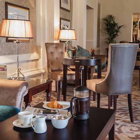 Old Swan Hotel Harrogate Bagian luar foto