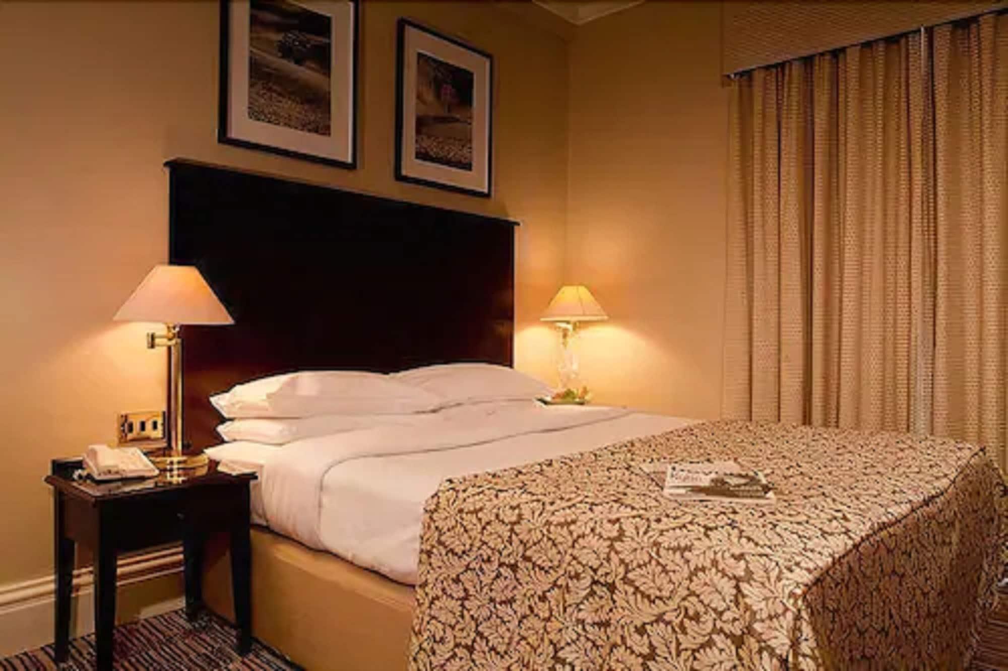 Old Swan Hotel Harrogate Ruang foto