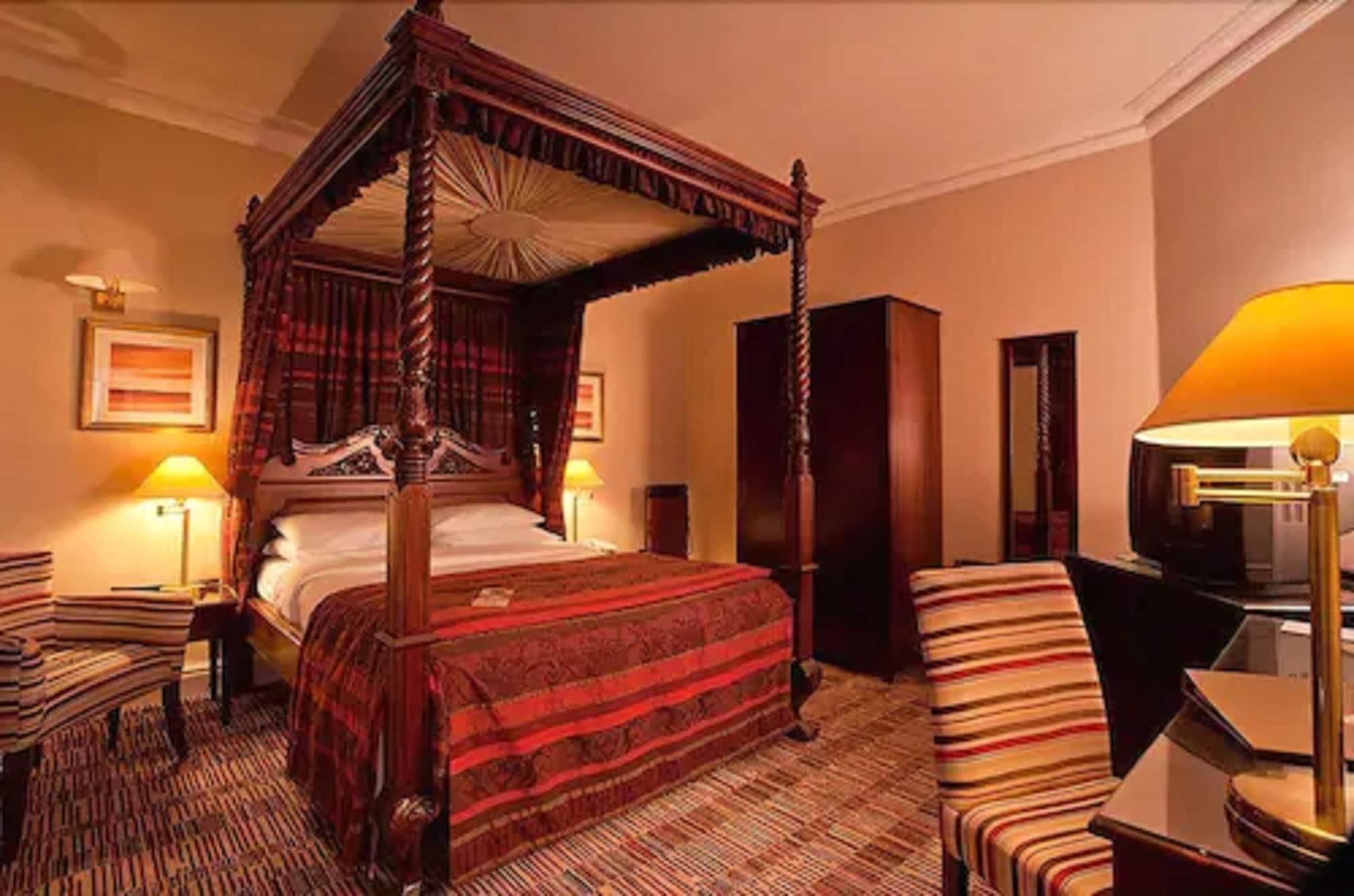 Old Swan Hotel Harrogate Bagian luar foto