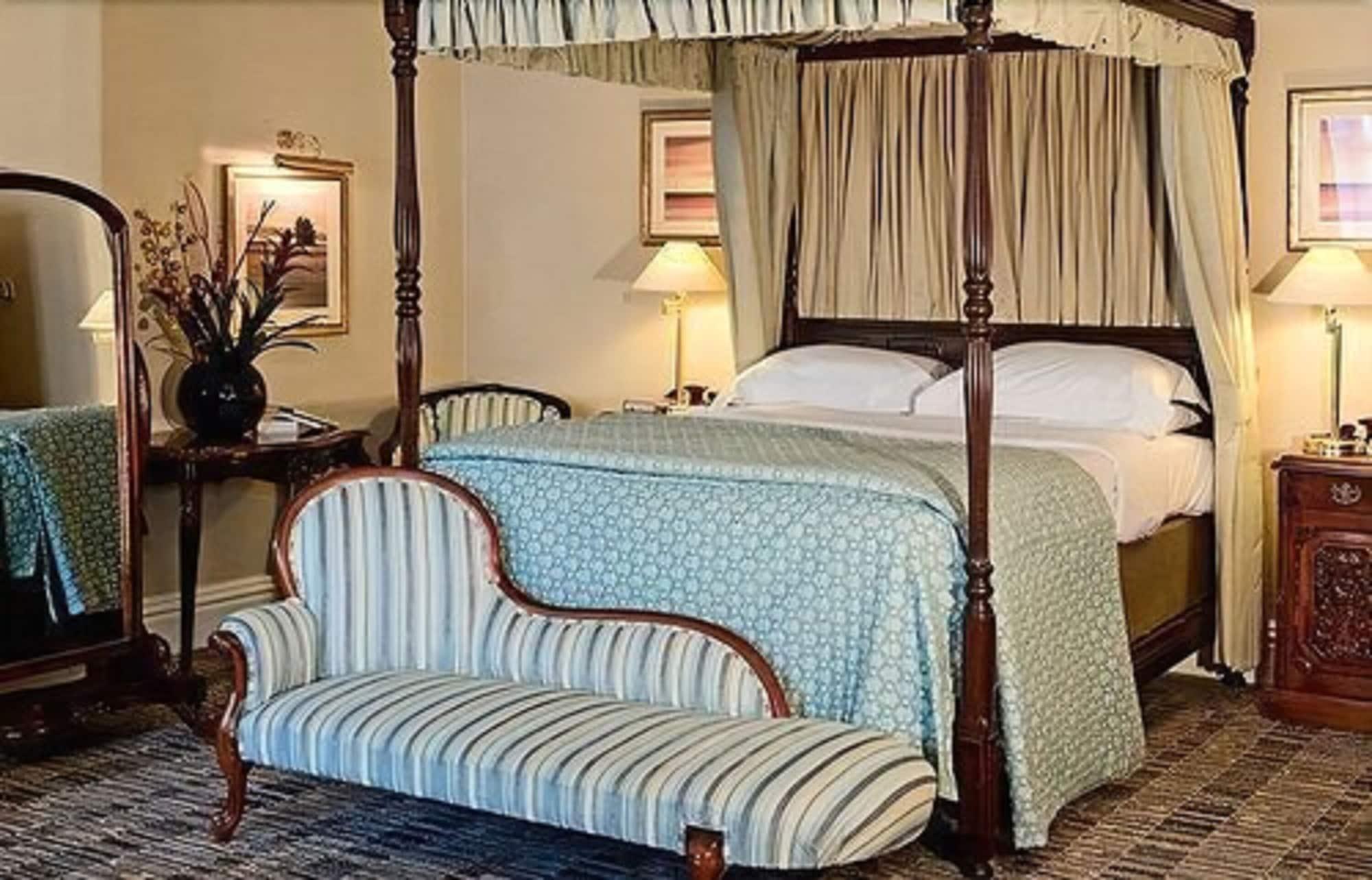 Old Swan Hotel Harrogate Bagian luar foto