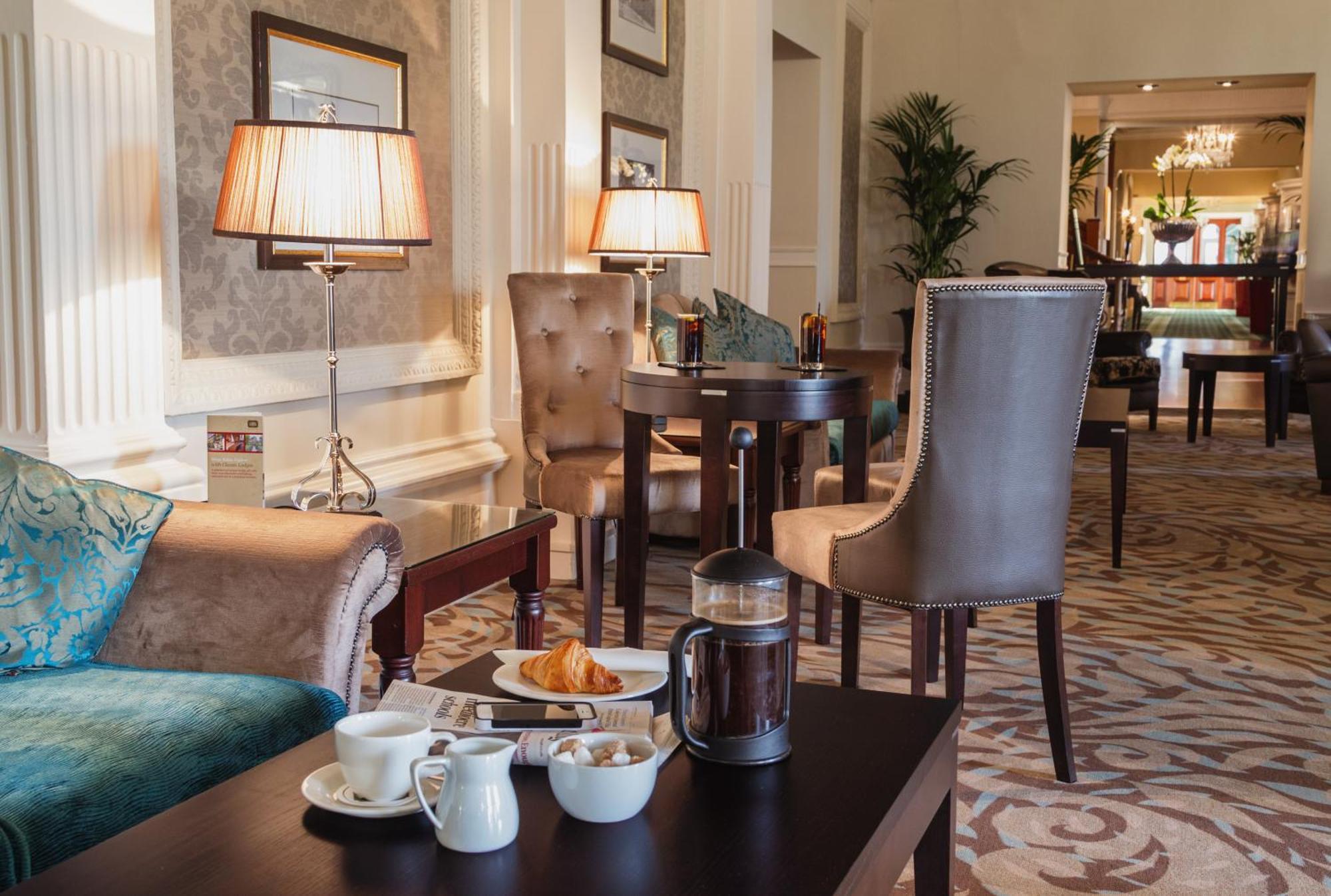 Old Swan Hotel Harrogate Bagian luar foto
