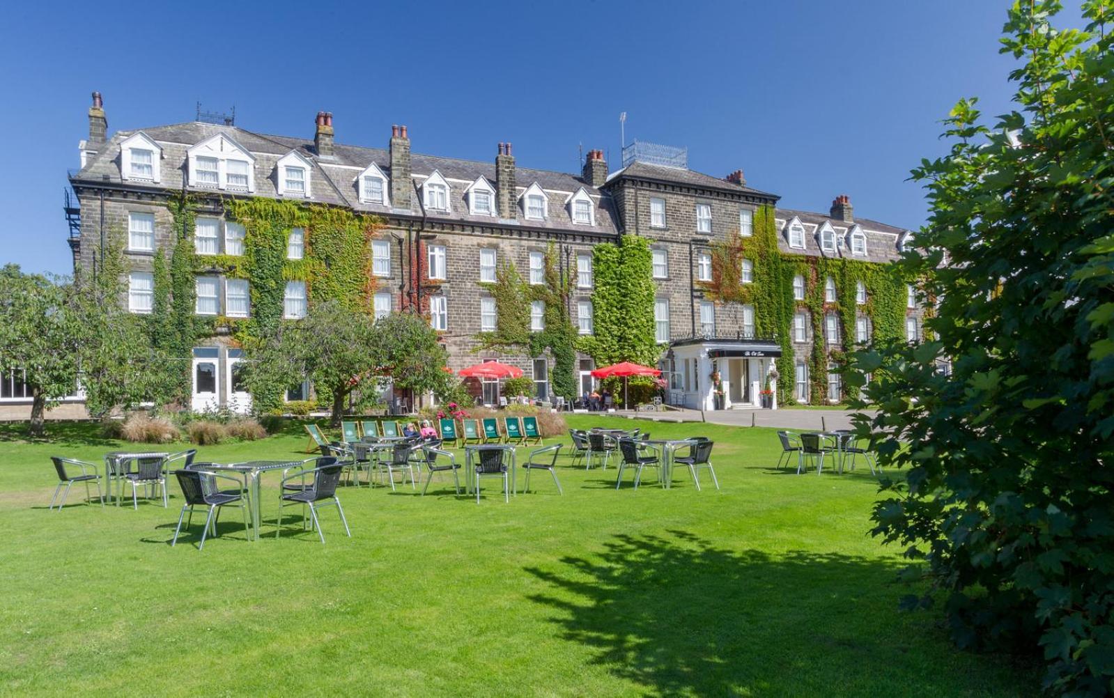 Old Swan Hotel Harrogate Bagian luar foto